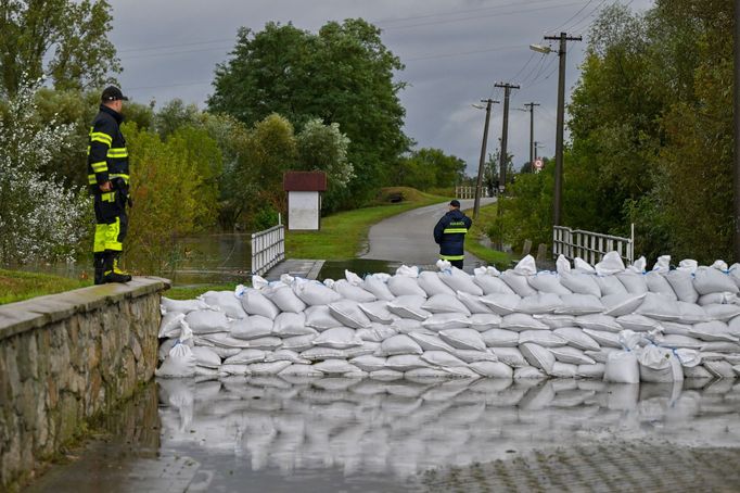 Povodně v Jevišovce.