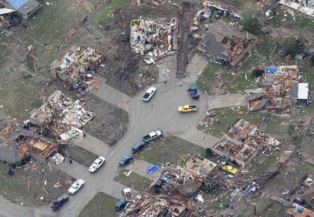 Fotogalerie: Dílo zkázy a utrpení. Tak vypadá Oklahoma po tornádu.