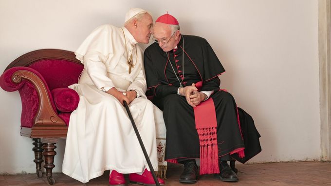 Film Dva papežové lze vidět na Netflixu s českými titulky i dabingem.