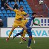 Fotbal, Baník - Jihlava: Milan Baroš (vlevo) - Petr Tlustý