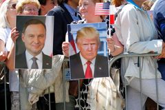 Přestaňte s destabilizační kampaní na Ukrajině a podporou nepřátel Západu, vyzval Trump Rusko