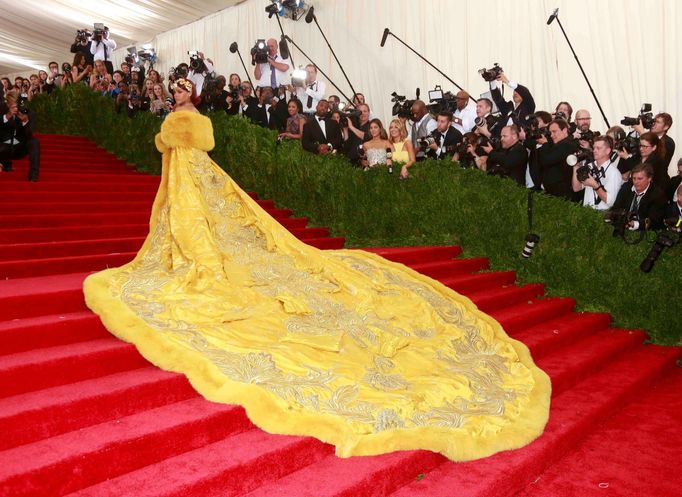 Metropolitan Museum of Art Costume Institute Gala 2015 - Rihanna