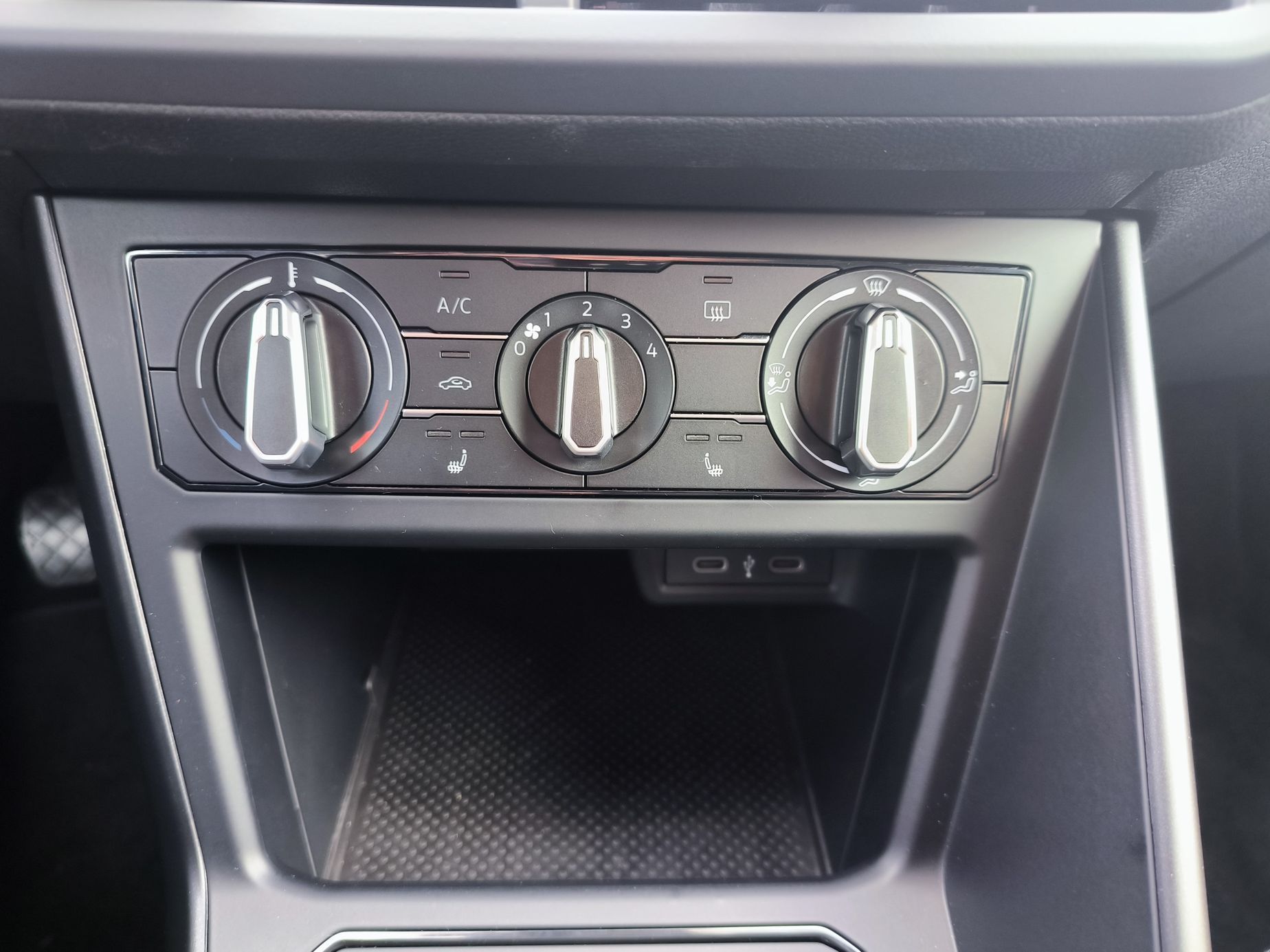 Volkswagen Polo Limited 2024