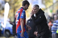 Plzeň i pod novým trenérem zase trpěla v přesile až do poslední chvíle, nakonec slaví