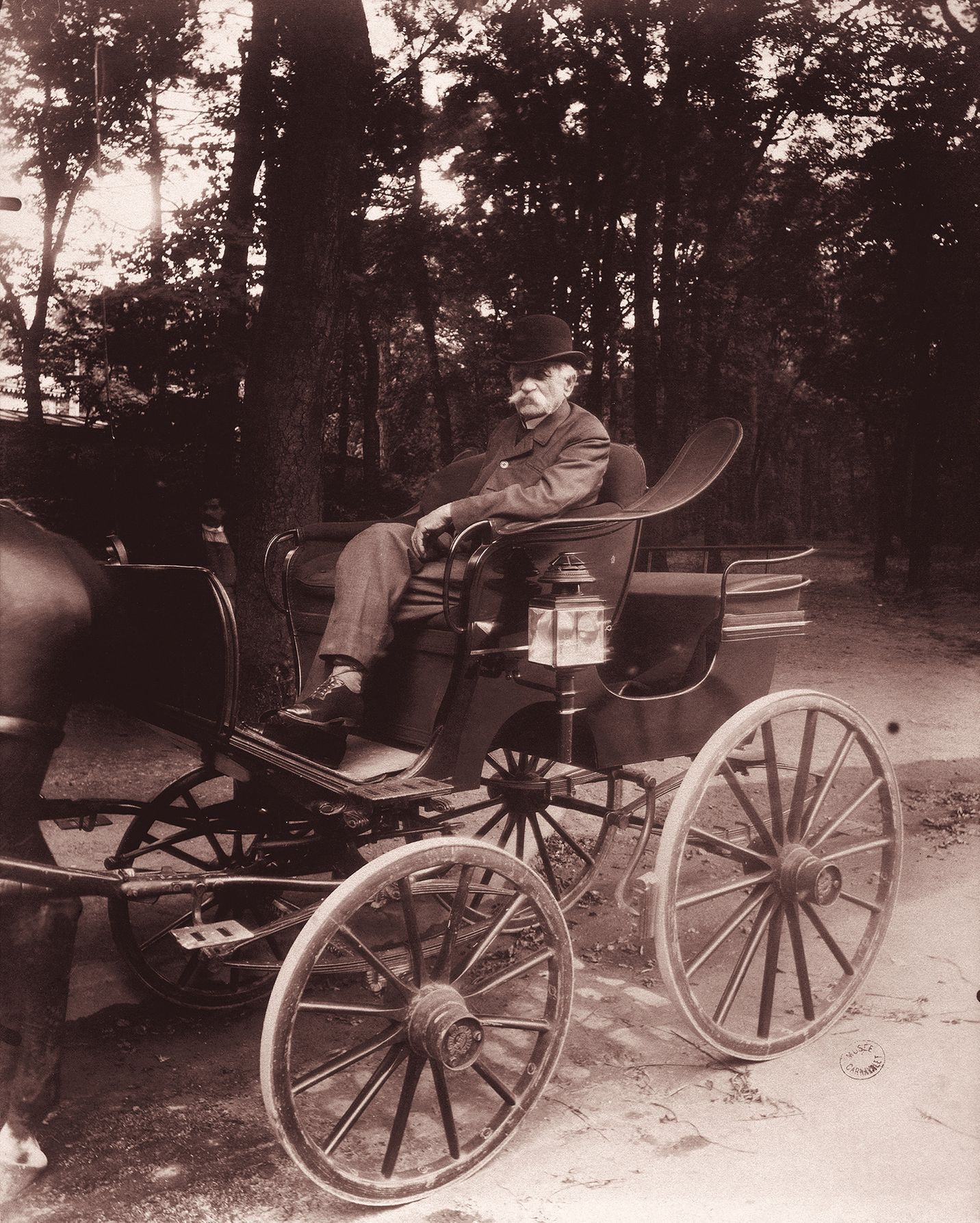 Eugene Atget: Dávná Paříž, historické fotografie