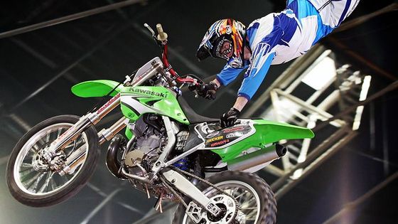 Freestyle motokros v Sazka Areně