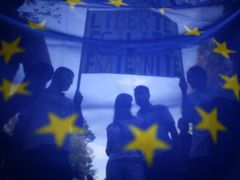 Ke vzniku bankovní unie je třeba změnit unijní smlouvy, tvrdí posudek Evropské rady.