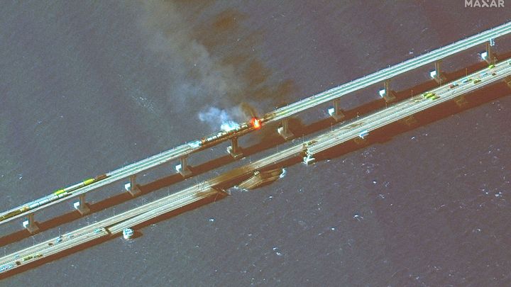 Oprava Kerčského mostu potrvá do léta. Postará se o to jediná ruská firma; Zdroj foto: Reuters