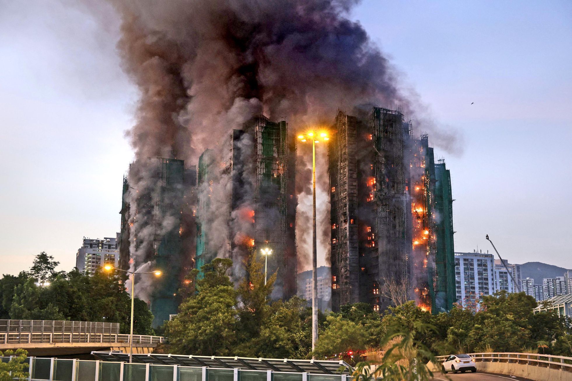 Hong Kong, Čína, bytový komplex, požár