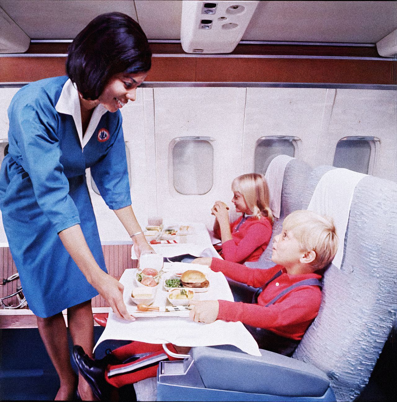 FotoRetro: Tak kdysi vypadala luxusní gastronomie v prvotřídní dopravě