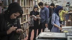 Írán, Teherán, veletrh, knihy, 2015