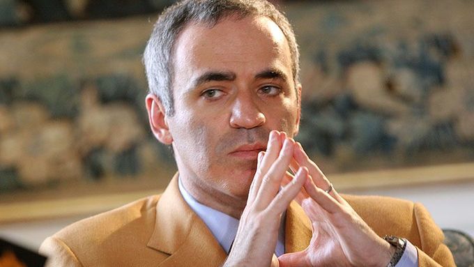 Garri Kasparov při letošní návštěvě Prahy