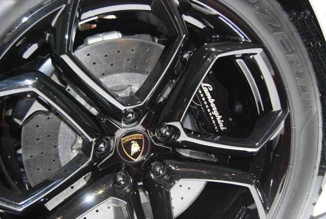 Lamborghini Aventador