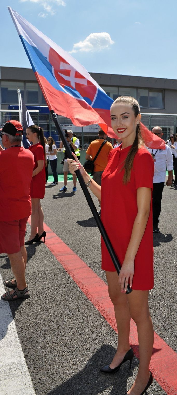 Grid girls na Slovakia Ringu 2018