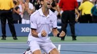 Tenisovou hvězdou roku byl Novak Djokovič. Tak se radoval po titulu na US Open.