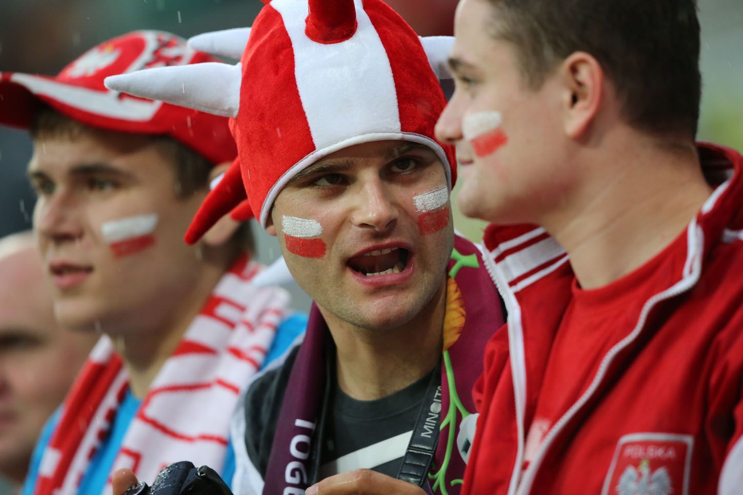 Fanoušci v utkání Ruska s Českou republikou v zíkladní skupině Eura 2012.