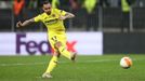 Soccer Football - Europa League Final - Villarreal v Manchester United - Polsat Plus Arena Gdansk, Gdansk, Poland - May 26, 2021 Villarreal's Paco Alcacer scores a penalt