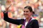 V pátek čeká medailový ceremoniál na zlatou Barboru Špotákovou. Den před ní si chvíli slávy užila bronzová ze závodu na 400 metrů Zuzana Hejnová.