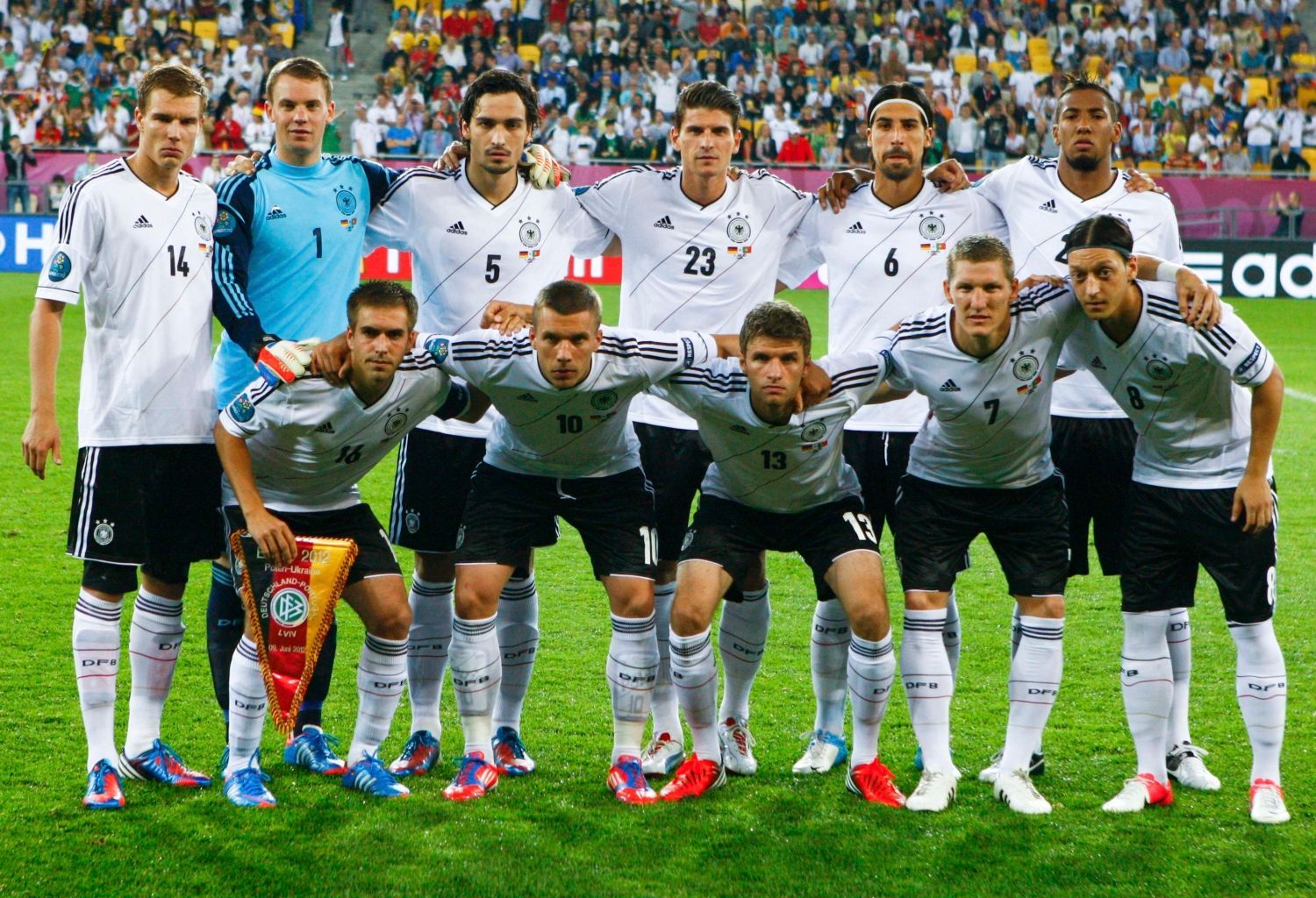 Německý tým před utkáním Německa s Portugalskem na Euru 2012