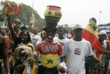 Ghanští fanoušci dorazili na zahajovací ceremoniál.