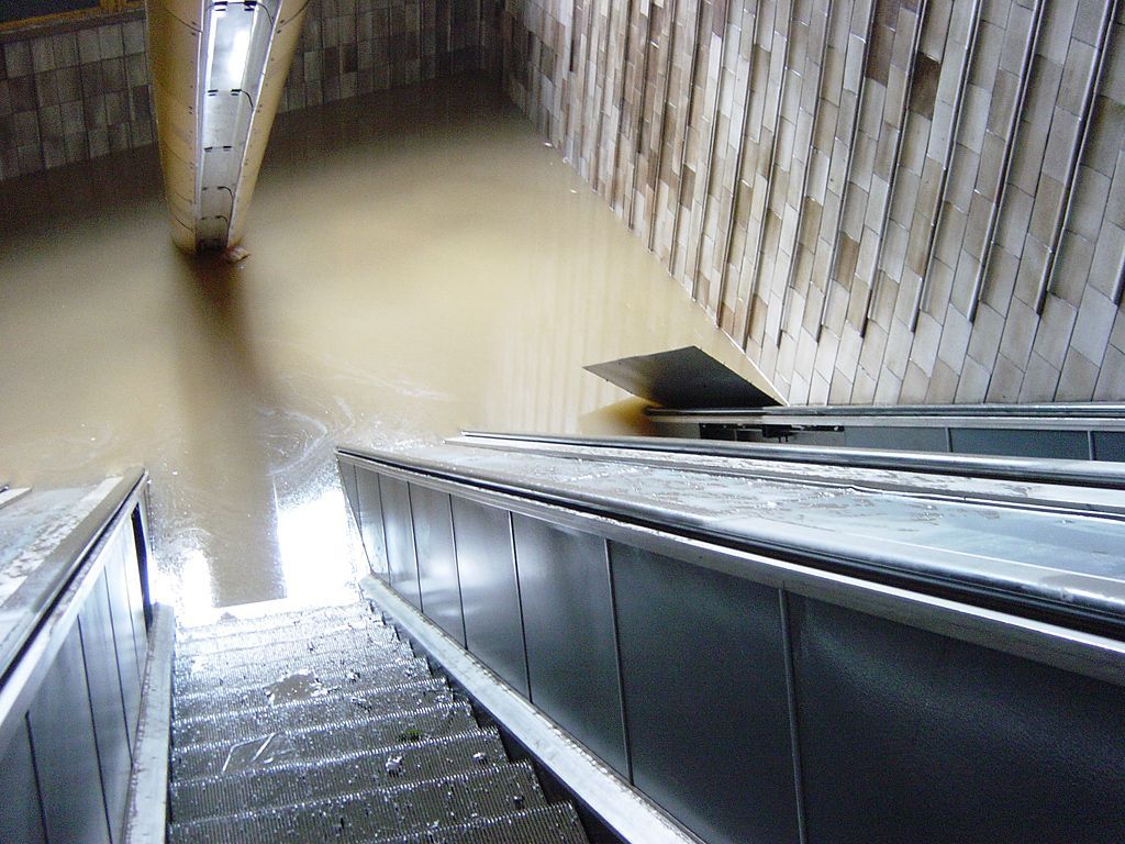 Foto: Tak povodně v roce 2002 zasáhly pražské metro