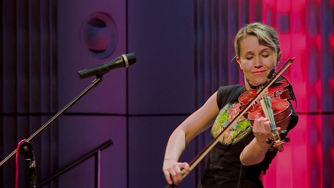 Záznam loňského sólového vystoupení Jitky Šuranské z TEDxZlín.