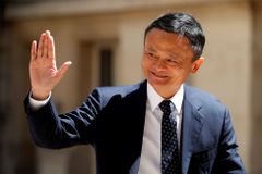 "Zmizelý" zakladatel Alibaby žije. Vesničanům se ukázal z místnosti obložené mramorem
