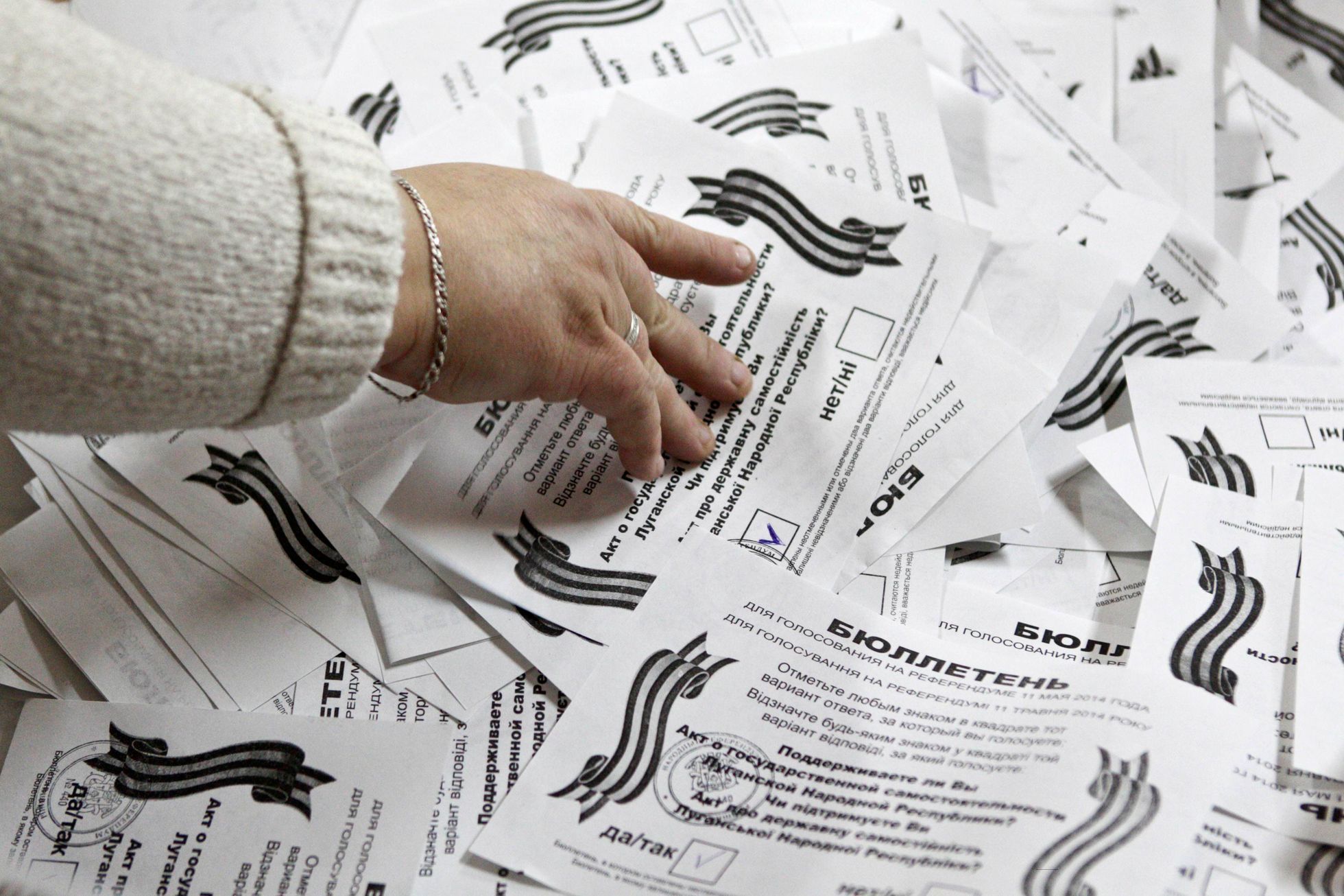 Ukrajina - Luhansk - separatisté - referendum