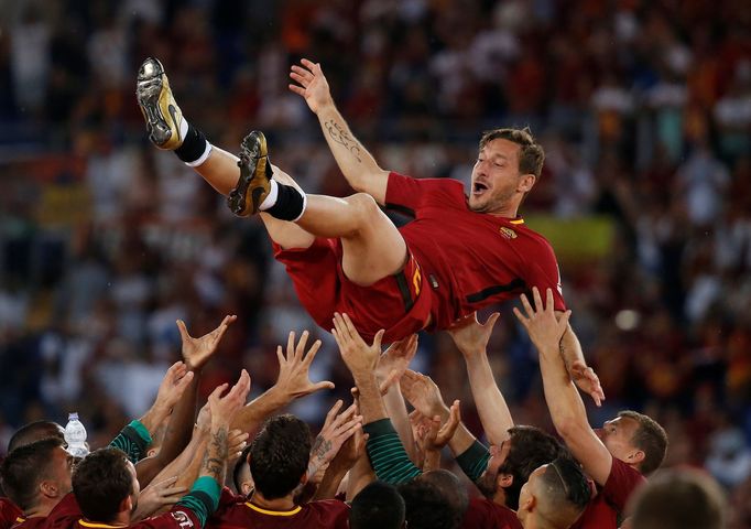 Francesco Totti po posledním zápase za AS Řím