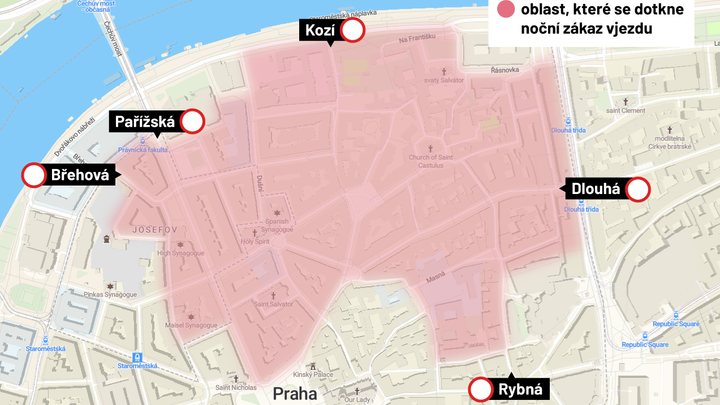 Opevněné centrum Prahy. Noční zákaz vjezdu překvapil i místní, podle nich nic neřeší