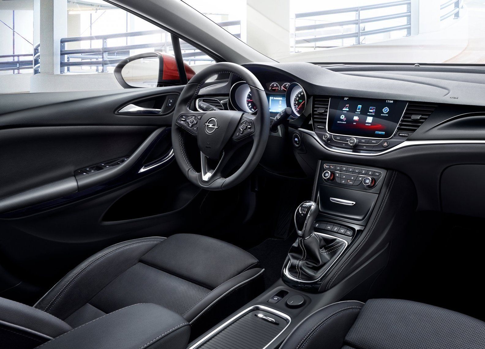 Opel Astra - interiér