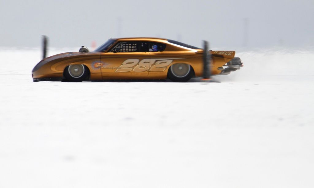 UTAH - 63.každoroční Bonneville SpeedWeek na Boneville Salt Flats u Wendoveru