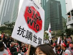 Jednání Světové obchodní organizace v Hongkongu provázely masové protesty v ulicích