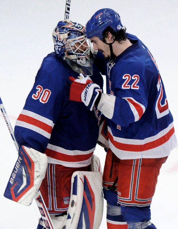 Boyle a Lundqvist po zápase NY Rangers - New Jersey Devils