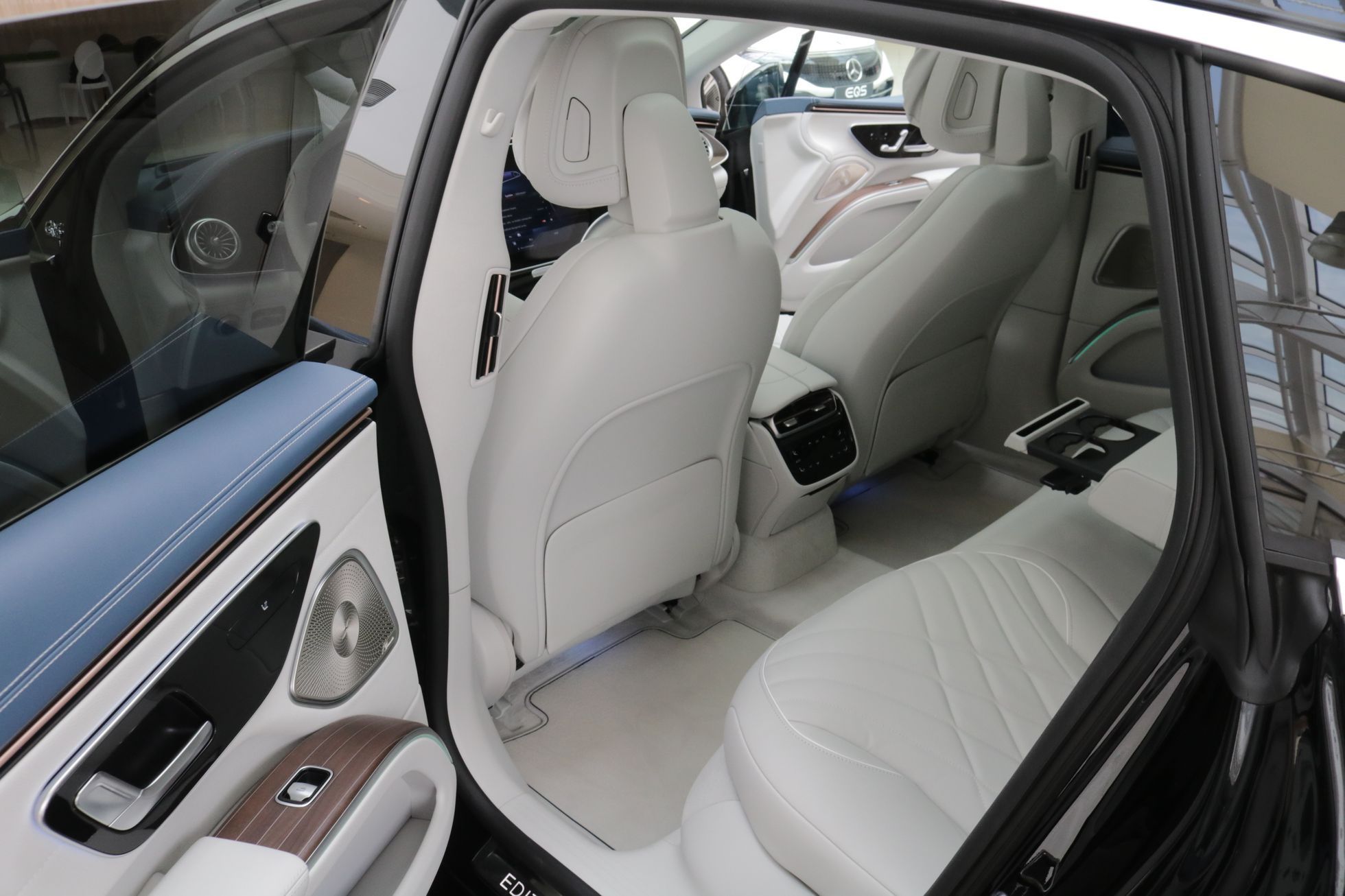 Mercedes EQS
