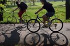 Vězení za napadení cyklisty? Bratr radního se brání