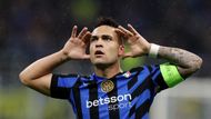 Lautaro Martínez slaví gól Interu Milán ve čtvrtfinále Ligy mistrů proti Bayernu