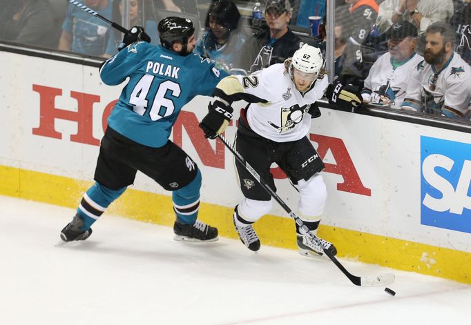 Pittsburgh - San Jose 6. finálový zápas SC. Carl Hagelin odmítl Polákovu přítomnost