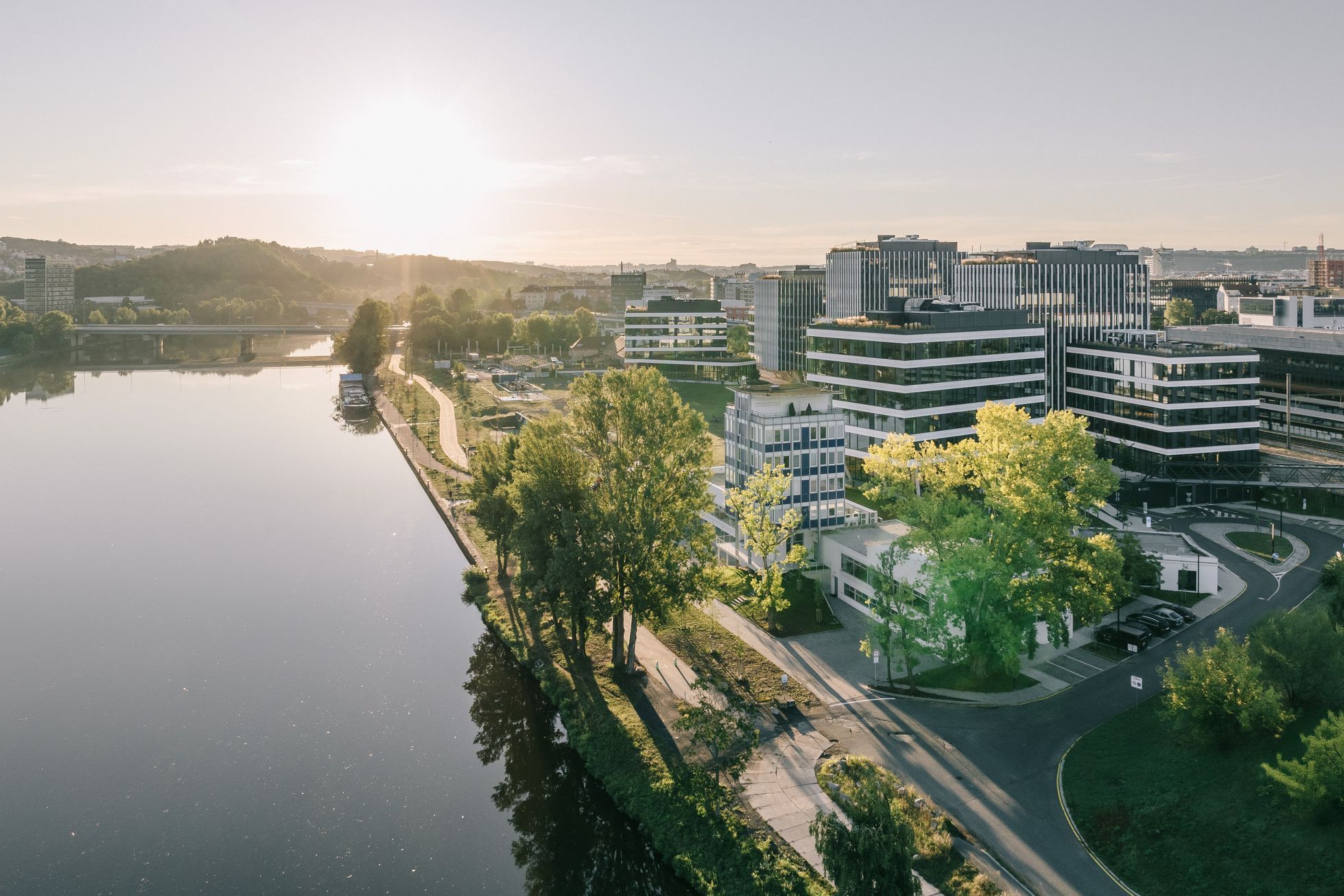 Panelárna, budova, architektura, Holešovice, Praha, ateliér, architekti