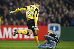 Fanoušek Ajaxu dostal 30letý zákaz vstupu na stadion