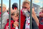 Fanoušci Liverpoolu před Stade de France