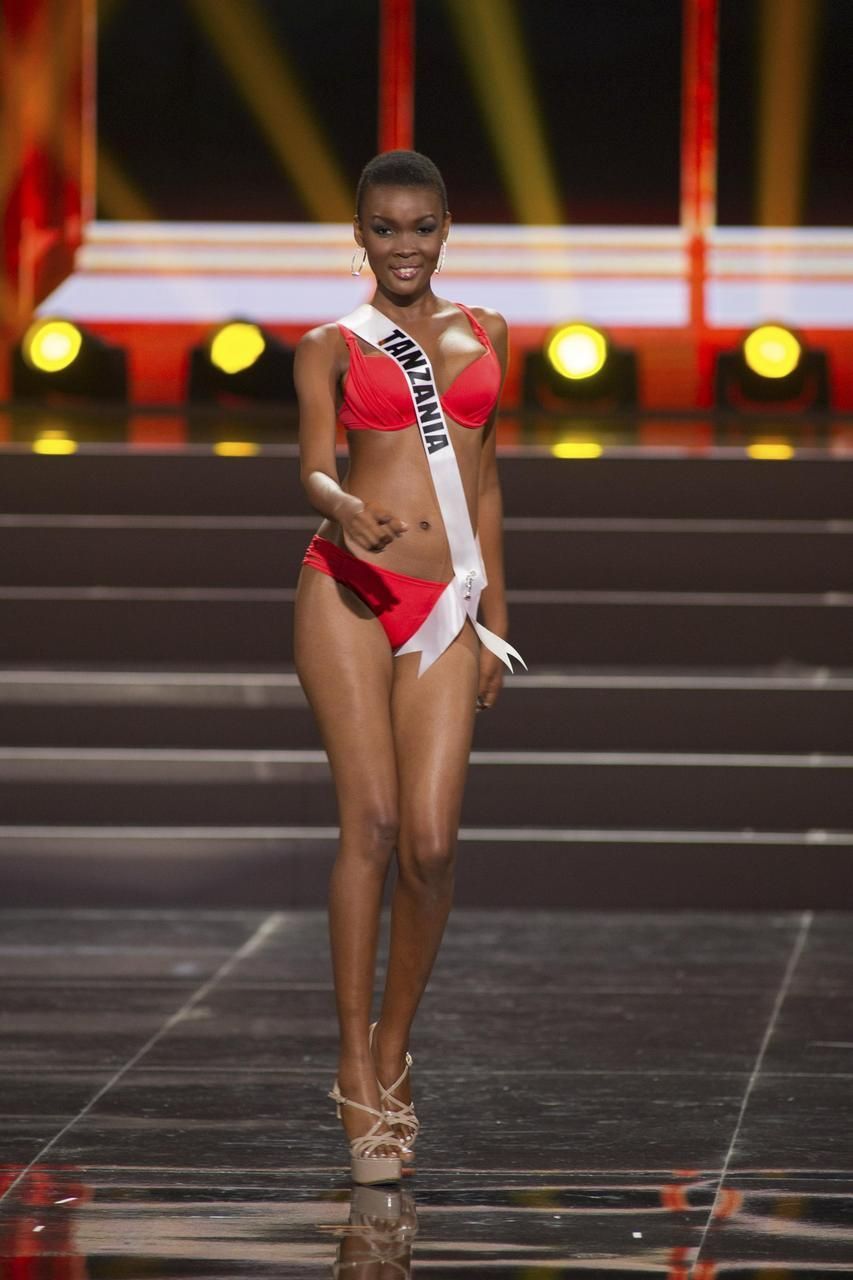 Miss Universe 2013 v plavkách
