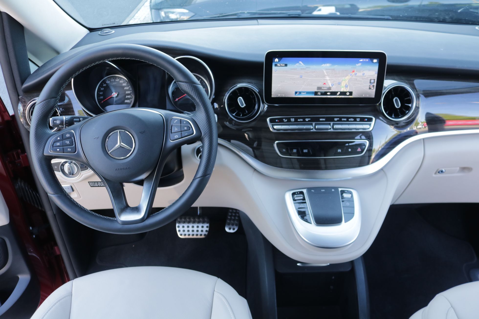 Mercedes-Benz Marco Polo 300d 2022