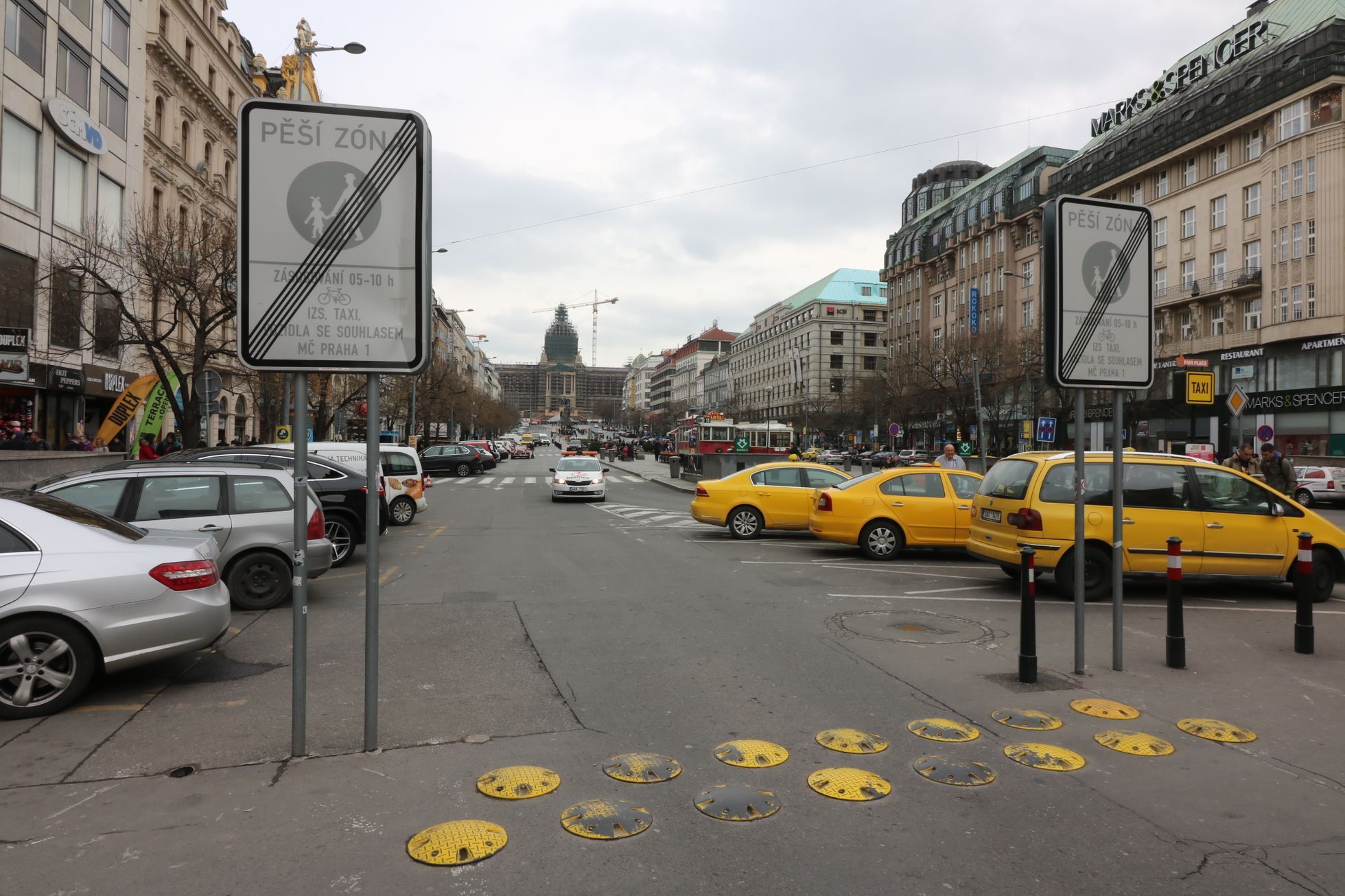 Praha, degradace veřejného prostoru