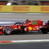 Carlos Sainz junior ve Ferrari ve Velké ceně Bahrajnu 2021