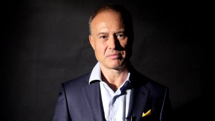 Realitu ve zdejším Matrixu máme takovou, jakou si ji uděláme. Vše začíná inkarnací, říká Buzek