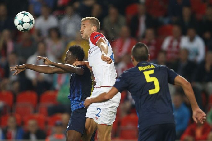 LM: Slavia Praha - APOEL: Tomáš Souček