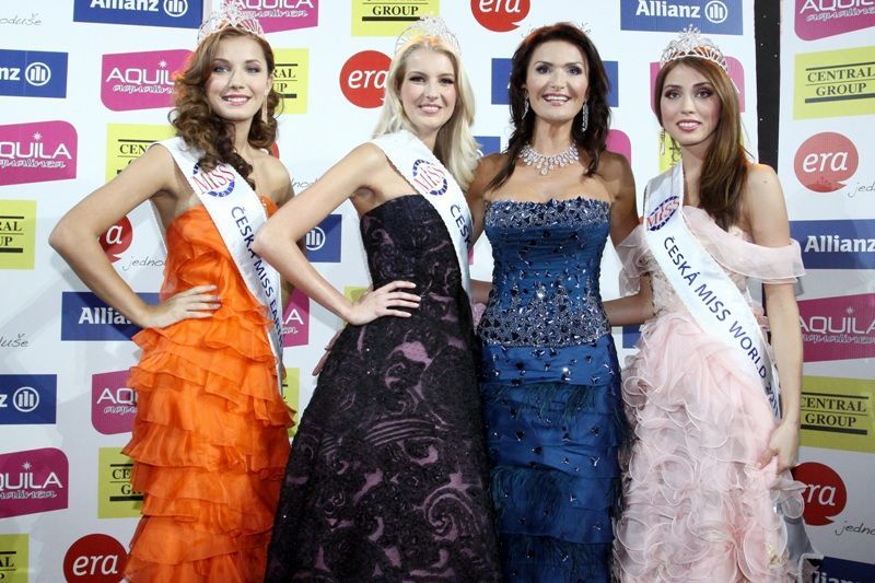 Česká Miss 2011 - Šárka Cojocarová, Jitka Nováčková, Michaela Maláčová a Denisa Domanská
