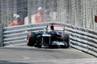 Poslední trénink v Monaku vyhrál Rosberg, Maldonado boural