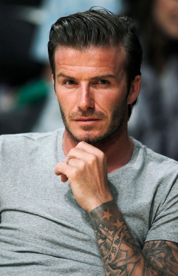 Celebrity na basketbalovém zápase fandí Los Angeles Lakers - David Beckham